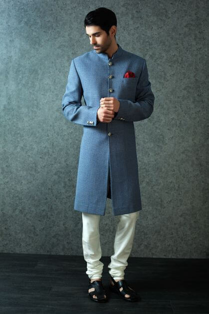 What colour suit should your groom be wearing? | Guides for Brides